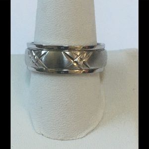 Men’s Stainless Steel Spinner Ring